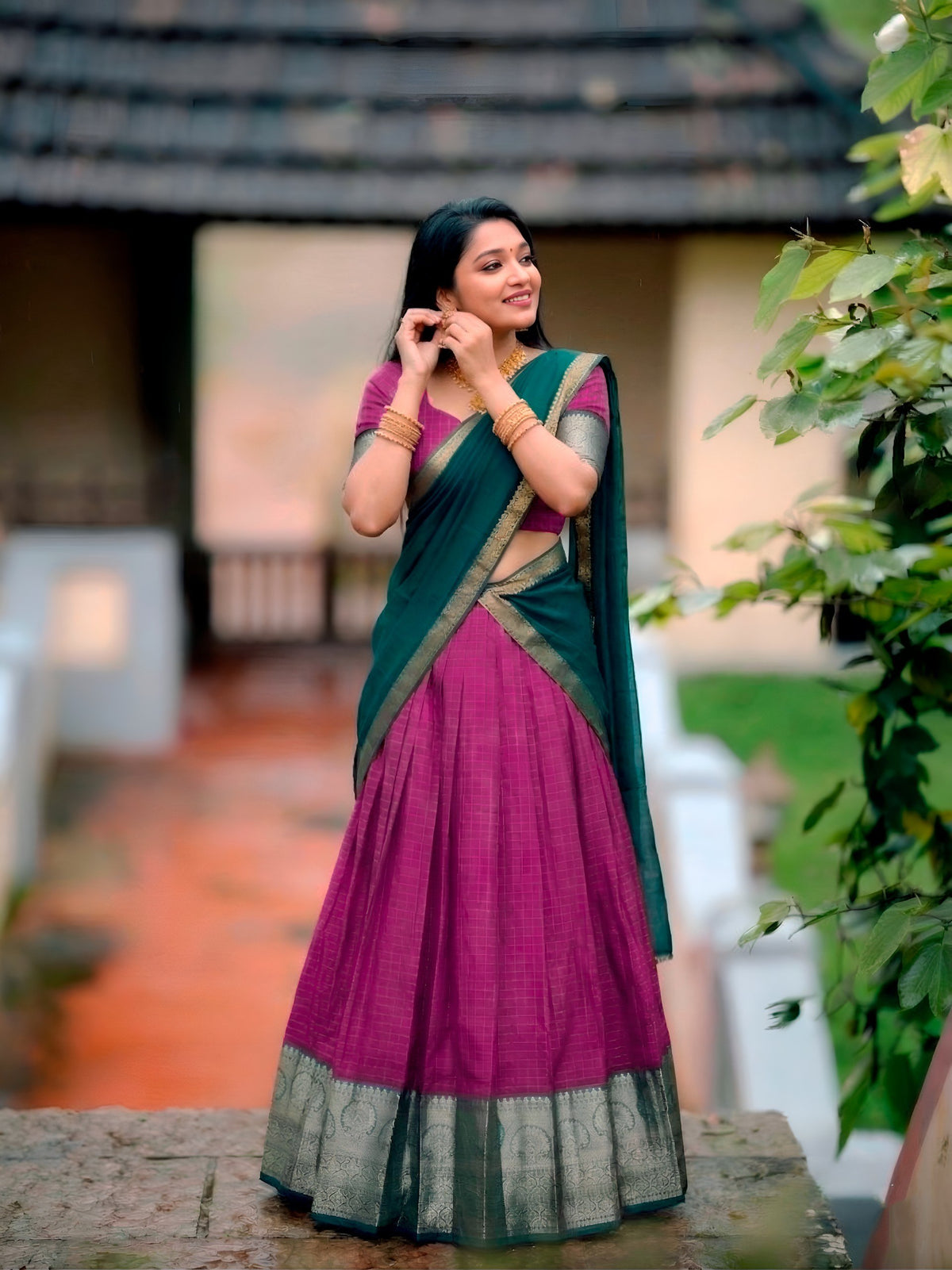 Dola Chex Lehenga with Zari Weaving Work & Georgette Dupatta