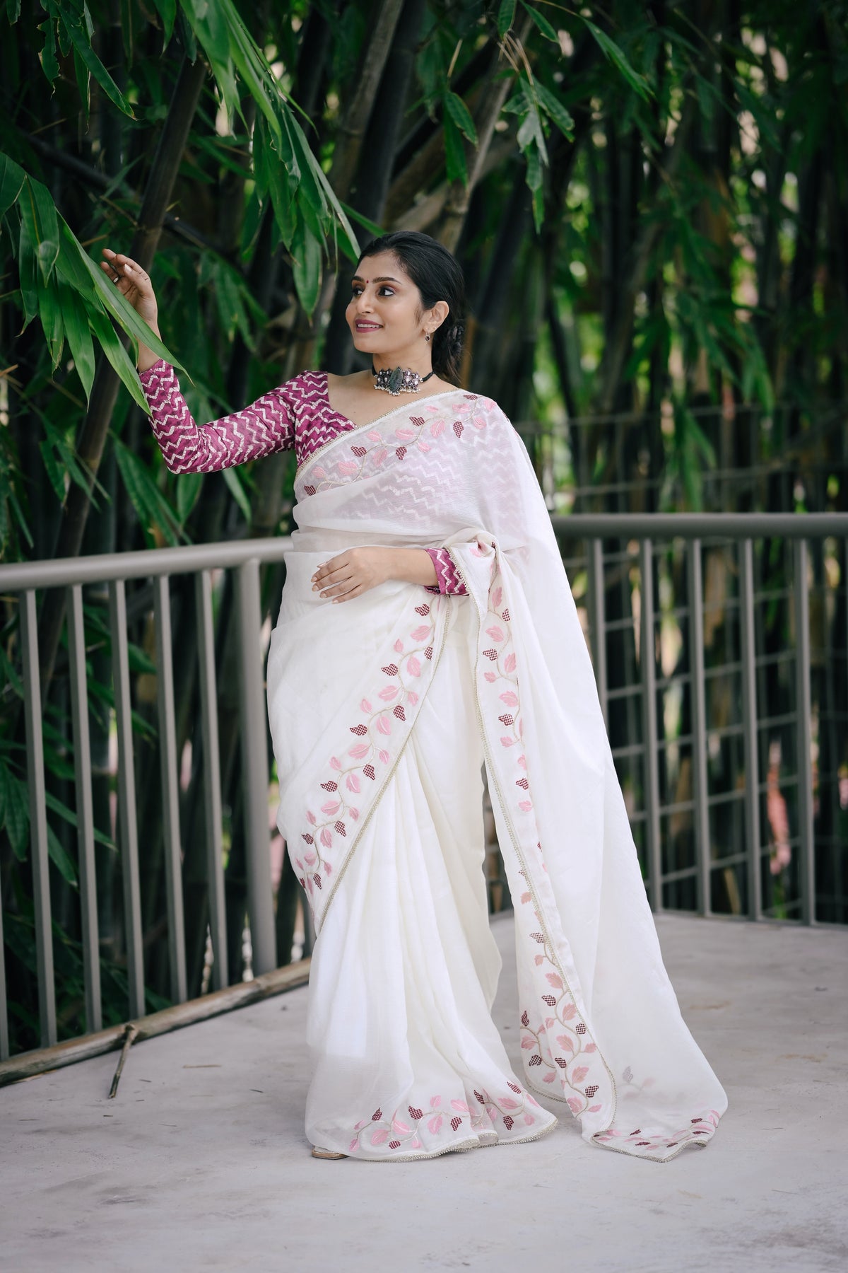 White Crush Georgette Saree with Leaf Embroidery & Lace Border
