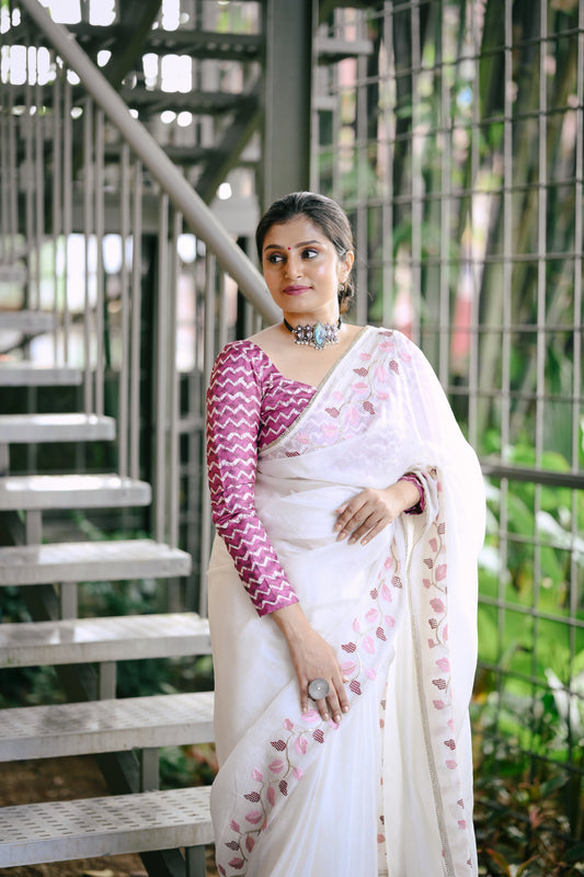 White Crush Georgette Saree with Leaf Embroidery & Lace Border